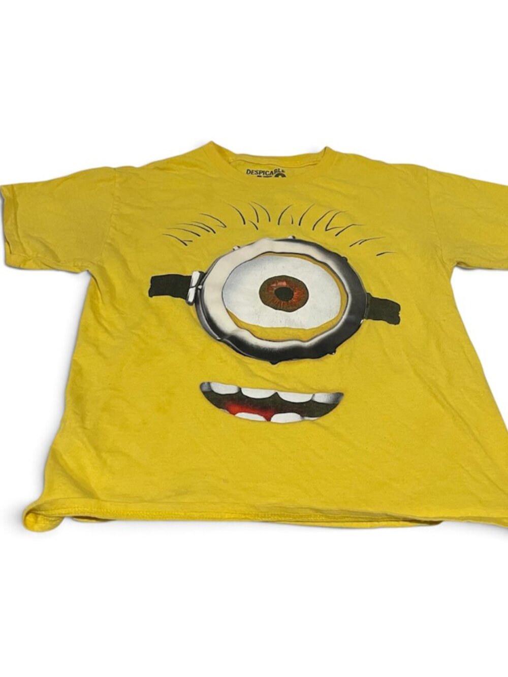 Despicable Me 2 T-Shirt Youth 14/16 Universal Yellow Big Eye 100% cotton